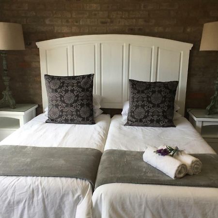 The Georgian Self-Catering Guest Suites ジョージ エクステリア 写真